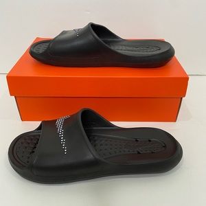 NEW Nike Slides unisex Sandals Men’s 9/Women’s 10
